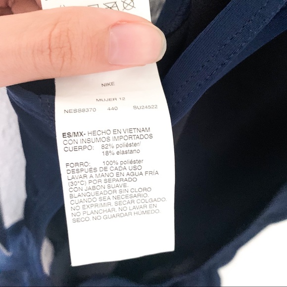 SOLD ON MERCARI - Picture 5 of 9